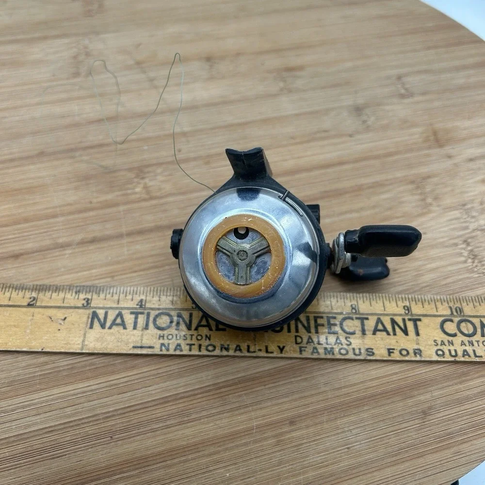 Vintage 1982-1983 Zebco 